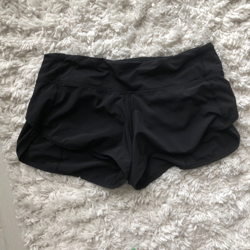 Lululemon run times 4-way stretch shorts
